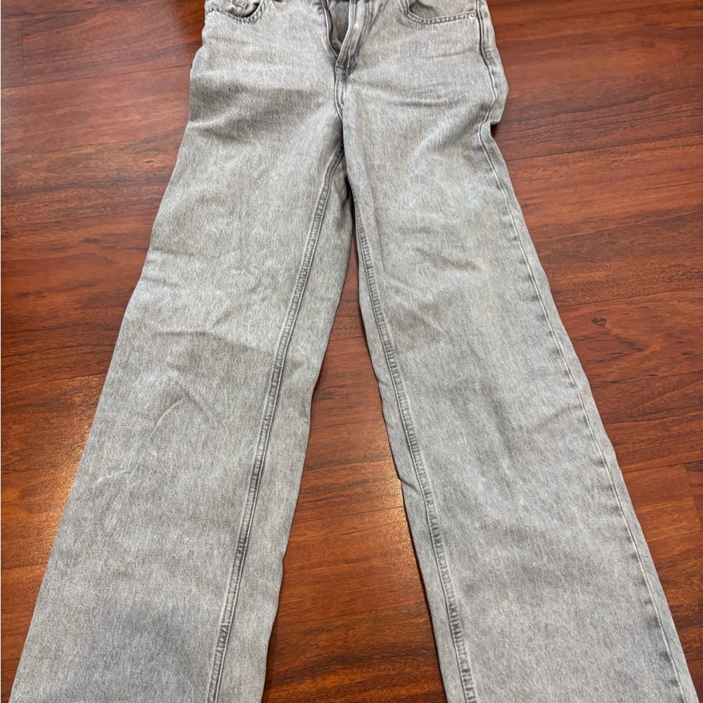 H&M Light Gray Women's Straight Leg Jeans
